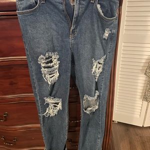 Vibrant MIU sassy mom jeans size 29